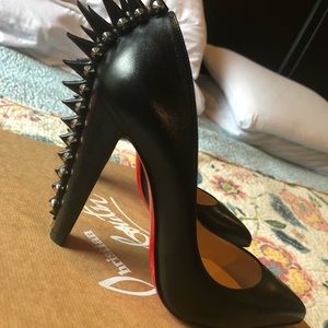 Cristian Louboutin Electropump